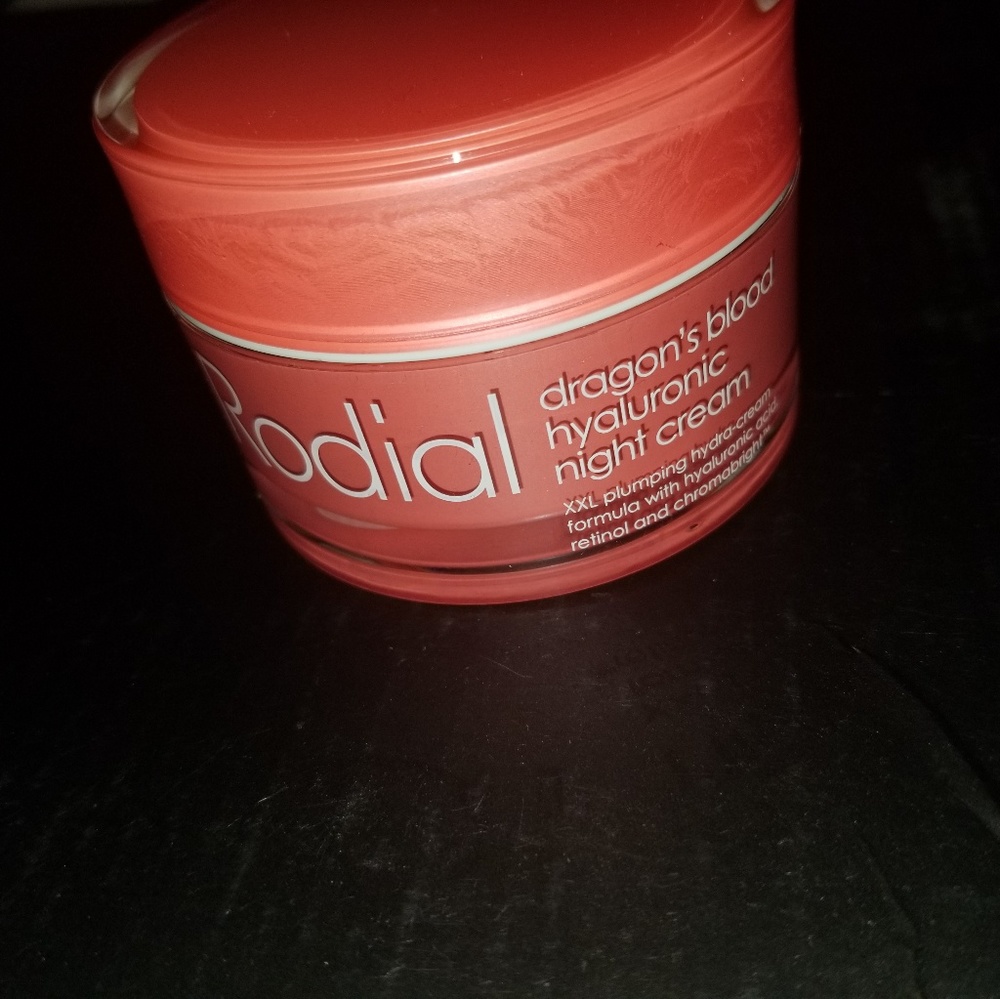 Dragon's Blood Hyaluronic Night Cream Rodial